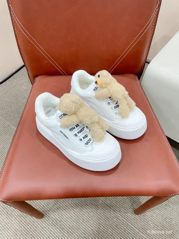 2025 Women 13DE MARZO White Leather Sneakers Plush Toy KFY00300