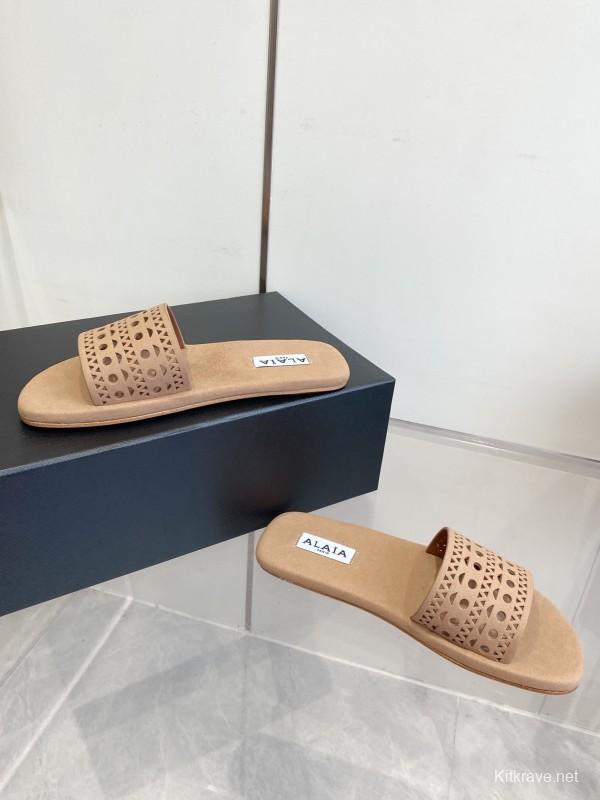 2025 ALAIA Beige Leather Slippers KFY00280