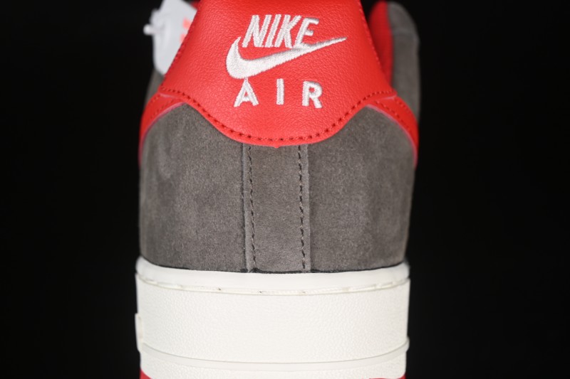 Nike Air Force 1'07 Low Casual Sneakers with Full-Length Air Cushion - FQ8714-201