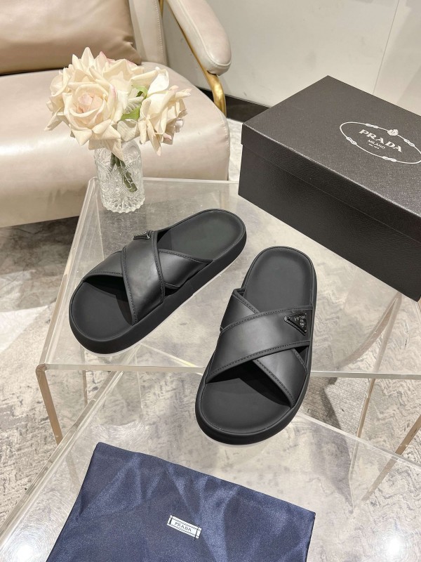 2025 Men Prada Black Leather Sandals KFY00220