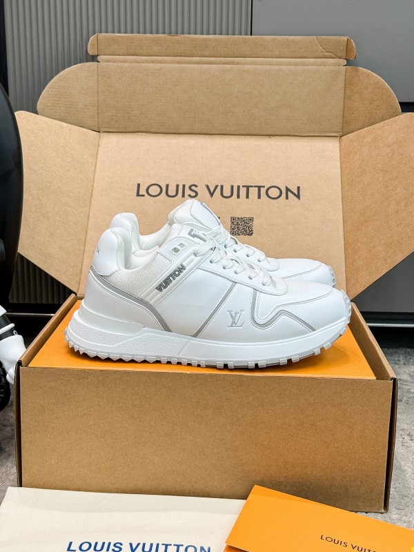 2025 Unisex Louis Vuitton White Leather Sneakers Run Away Maxi AS00390