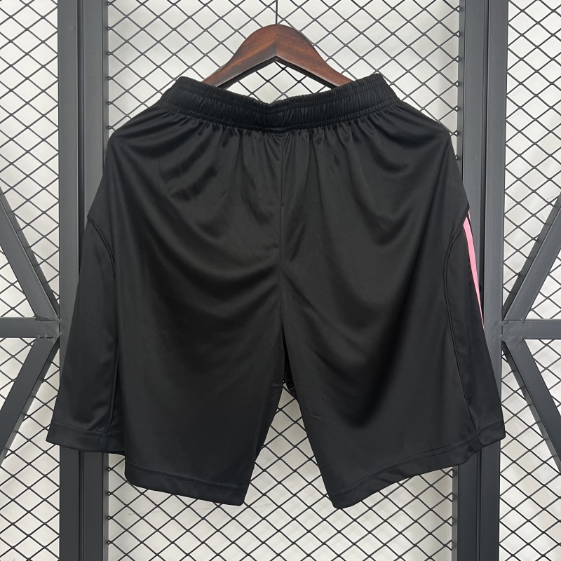 25/26 Juventus Home Shorts