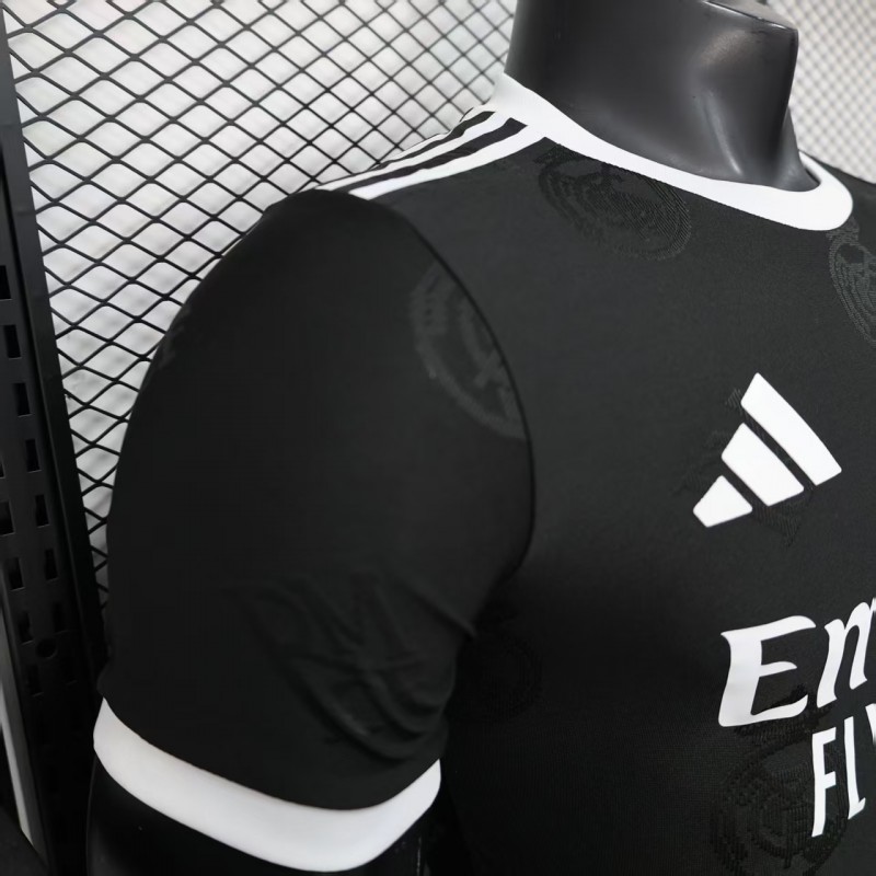 Player Version 25/26 Real Madrid Black Special Jersey