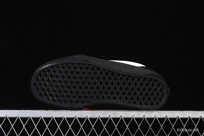 Vans Knu Skool Low-Top Suede Skate Shoes - VN0009QCBMA