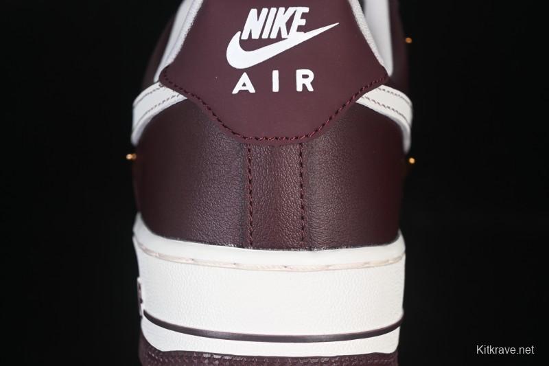 Nike Air Force 1'07 Low Casual Sneakers with Full-Length Air Cushion - IR0485-611