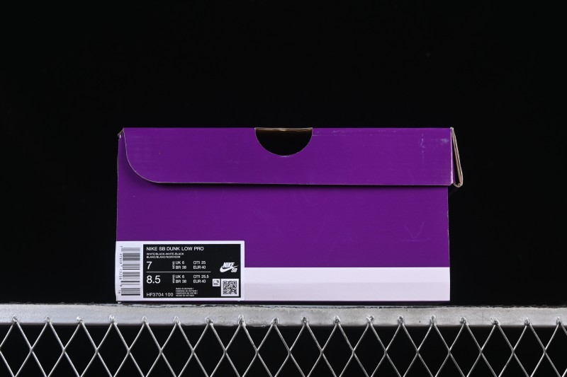 Nike SB Dunk Low Classic White Black Low-Top Casual Skate Shoes HF3704-100
