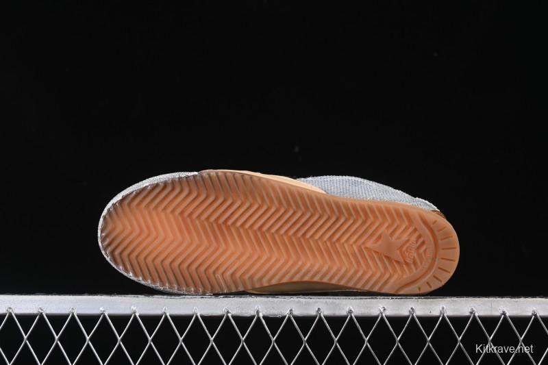 Golden Goose True Star Distressed Leather Sneakers - GGDB