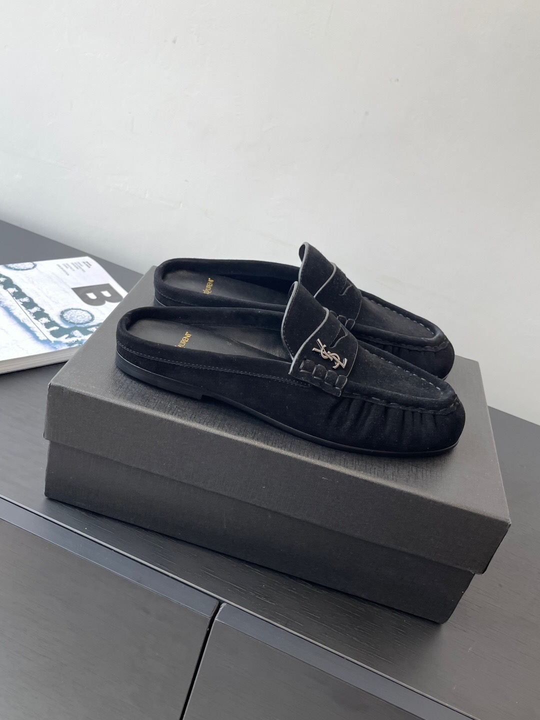 Saint Laurent Classic Loafer Mule Flat Shoes - KFY00320
