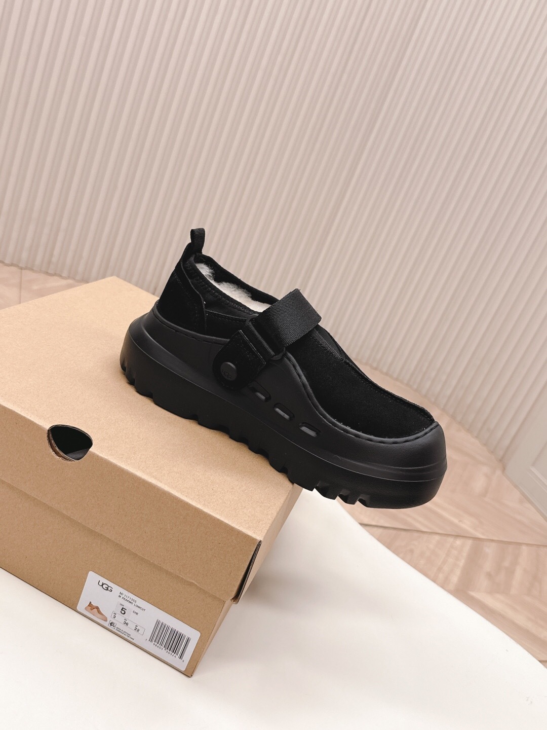 UGG 2025/SS New Wool Shoes - KFY00260