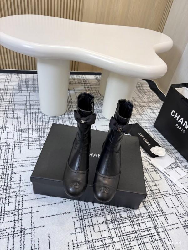 Chanel Classic Chunky Heel Back Zipper Ankle Boots - LY00320