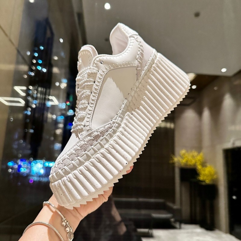 Chloe 2025 SS Hand-Stitched Mark Line Casual Shoes - LY00350