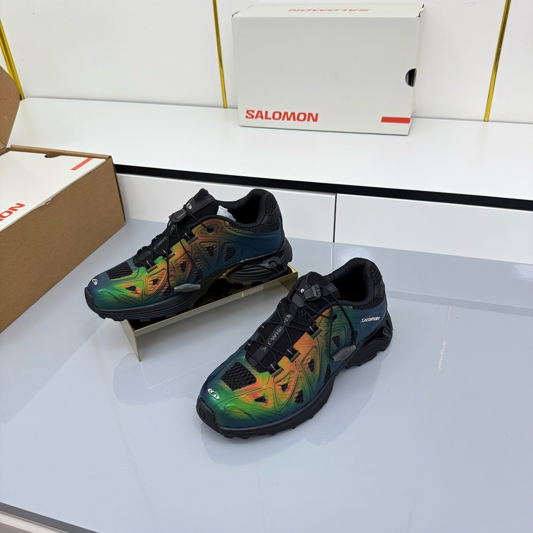 Salomon XT Whisper Casual Shoes with Thick Sole and Futuristic Design - LY00310