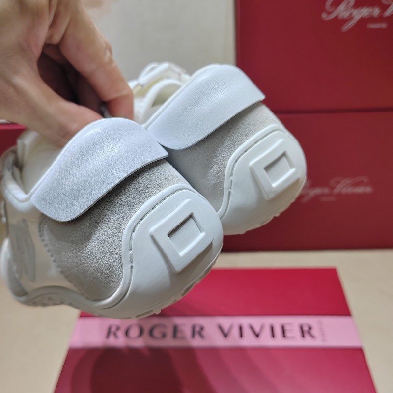 Roger Vivier SS25 Casual Sneakers Training Shoes - L Y00300