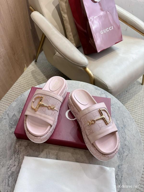 Gucci 8356-8 Women's Sandals with Horsebit Buckle Detail