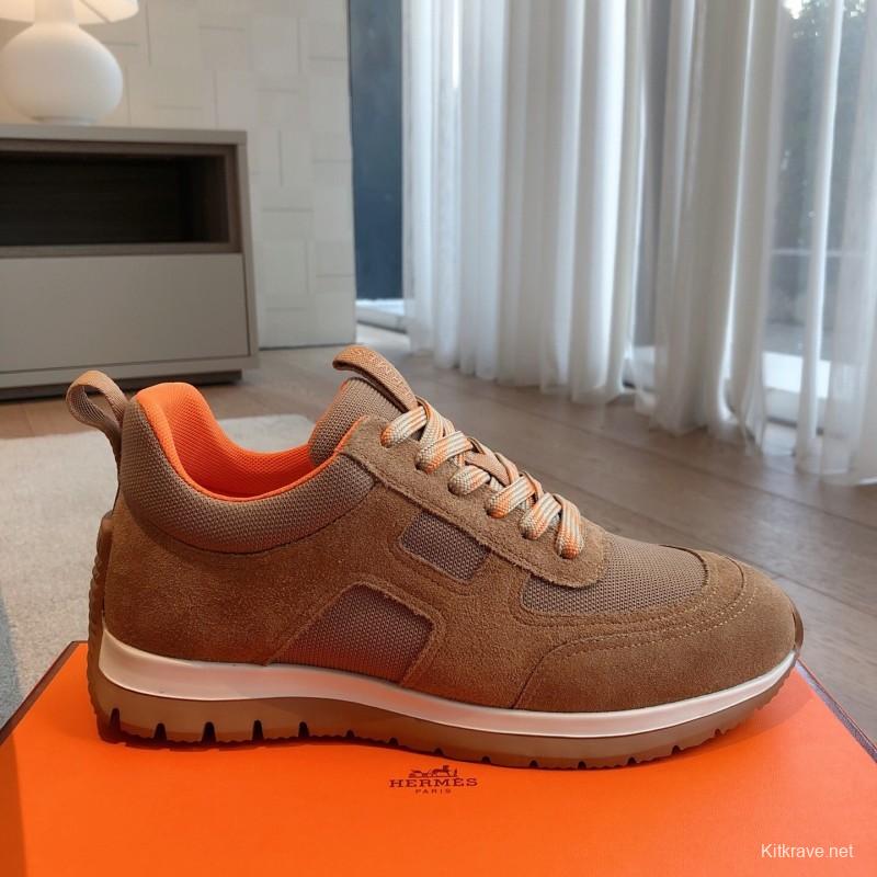 H Boot-Type Spring 2025 Early Collection Classic Chelsea Boots with British Color Blocking - AS00380