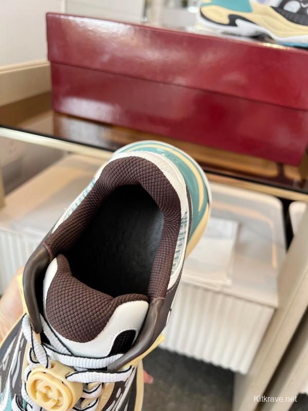 Gucci 2025 SS Collection 2.0 Sneakers with Reflective Stripes and Retro Design - AS00450