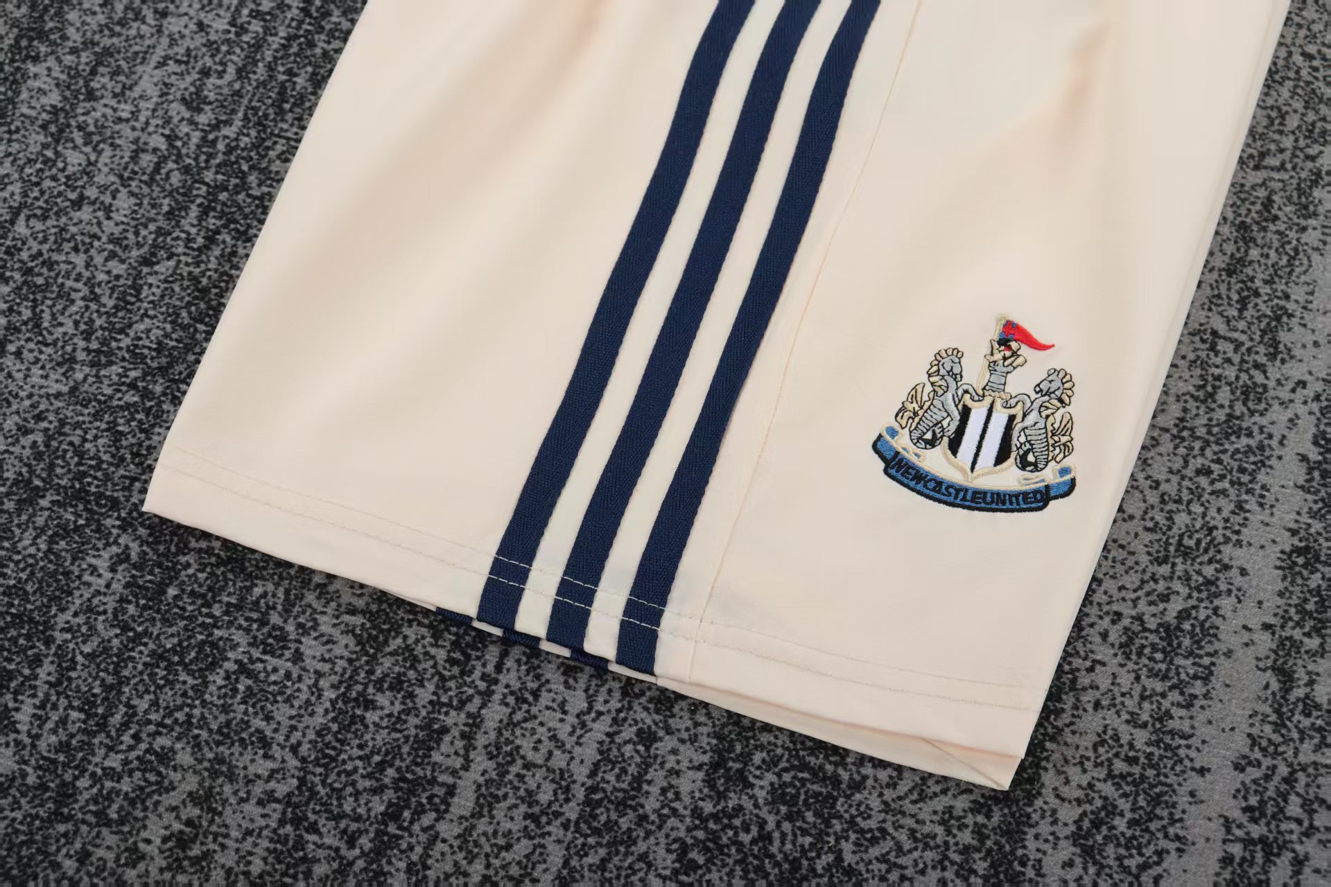 Retro 95/97 Kids Newcastle United Away Jersey