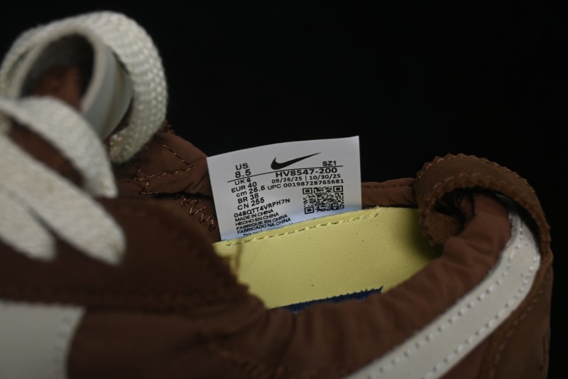 Nike Jacquemus Moon Shoe SP Low-Top Lifestyle Sneakers - HV8547-200