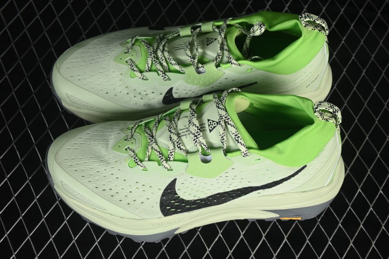 Nike ACG Zegama Trail Running Shoes with Breathable Cushioning and Grippy Outsole - HV8113-011