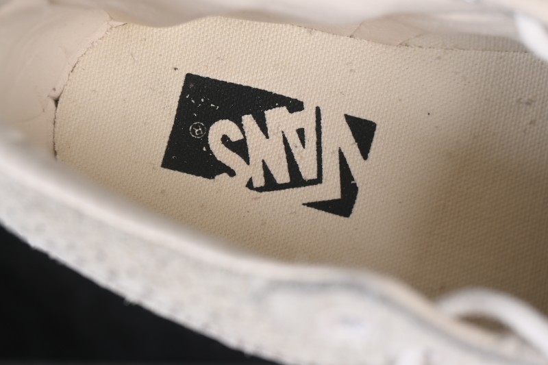 Vans Sk8-Mid Mid-Top Casual Skate Shoes - VN000S67CDA