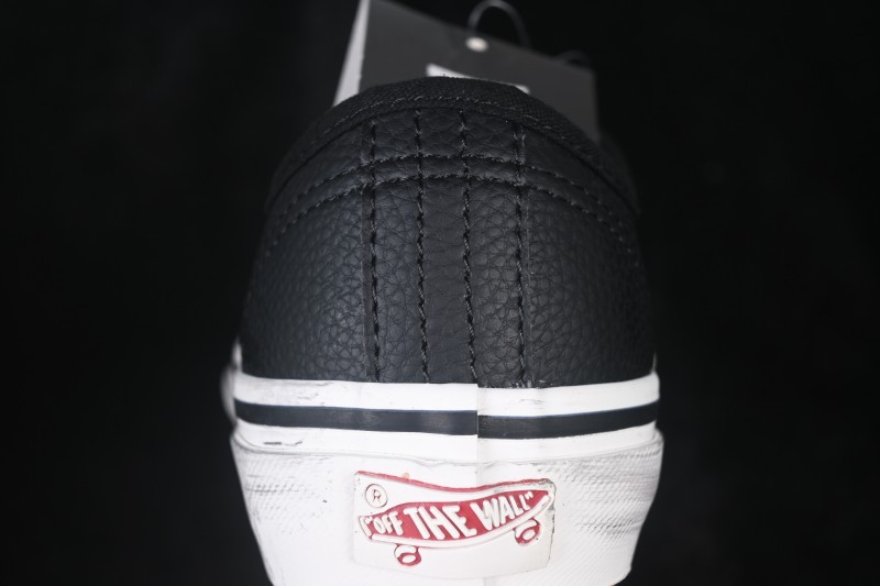 Vans Authentic 44 Low Top Skateboard Shoes - VN000D9NBLK