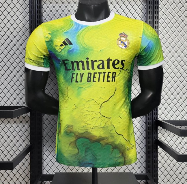 25/26 Player Version Real Madrid Limited Edition Goalkeeper Jersey - Emirates Neon Yellow Marble Design