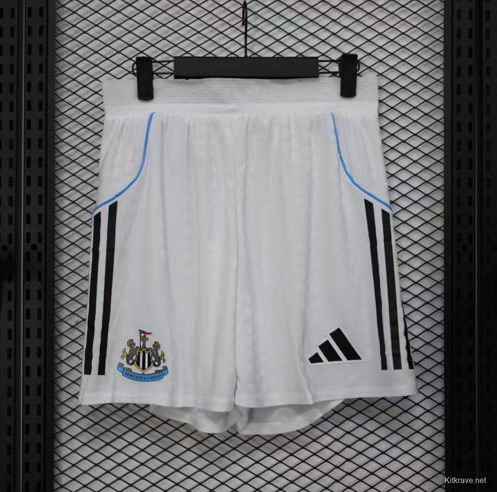 Player Version 25/26 Newcastle United Home Shorts