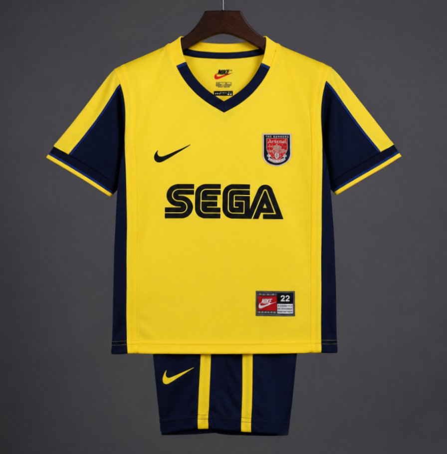 Retro Kids 00/01 Arsenal Away Jersey
