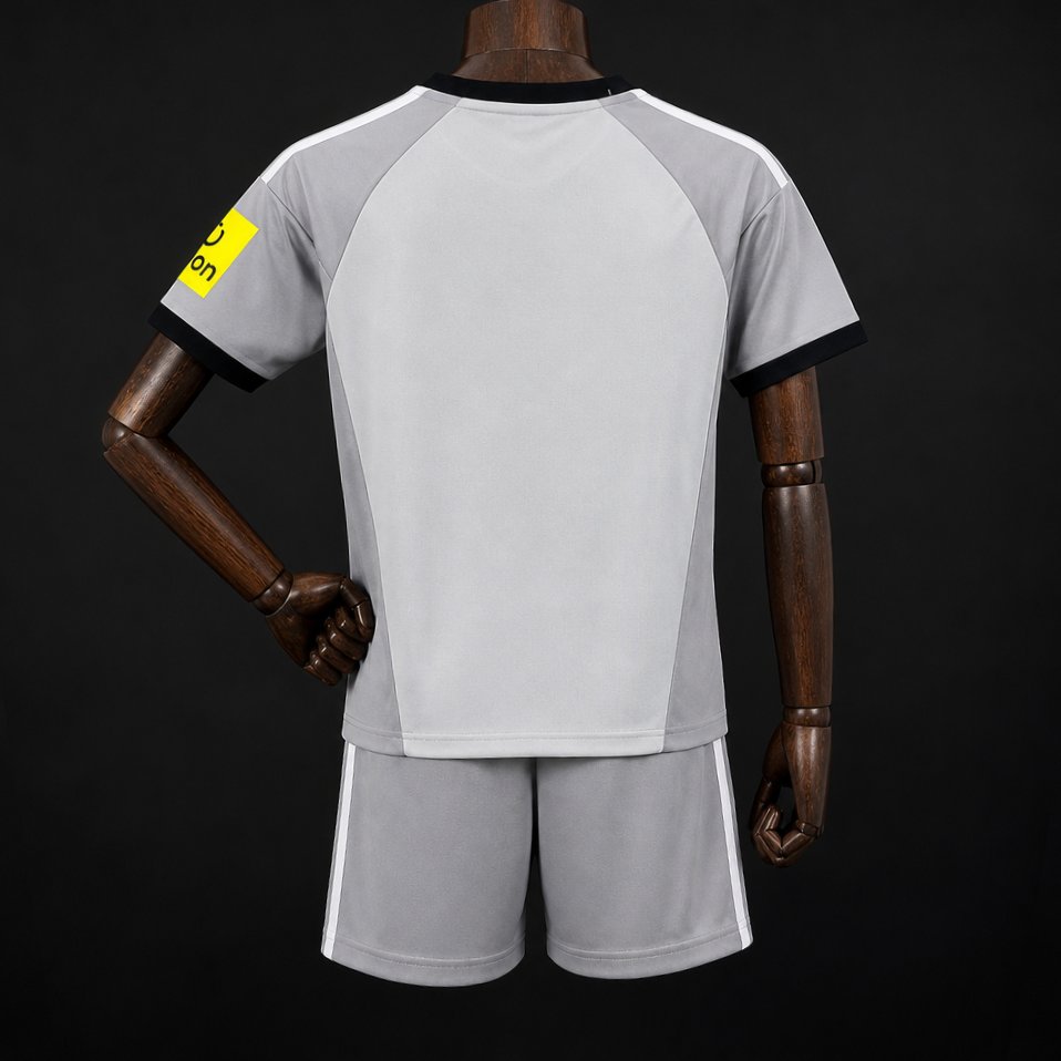 26/27 Kids Newcastle United Goalkeeper 3 Grey Jersey Kit
