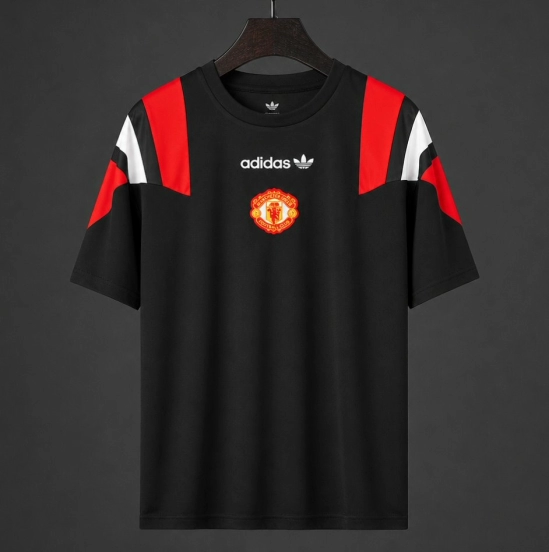 26/27 Manchester United EQT Black Jersey